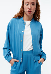 Givn Berlin Blouson GBLORELLA relaxed aus LENZING™ ECOVERO™ Jacket Gentle Blue