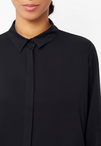 Givn Berlin Bluse IVA aus LENZING™ ECOVERO™ Blouse Black