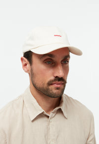 Givn Berlin Dad Cap GBTIM (AMORE) aus Bio-Baumwolle mit Stickerei Hat Off White