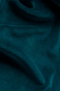 Givn Berlin Samthose GBELODIE flared leg aus Bio-Baumwolle Trousers Dark Teal