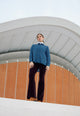 Givn Berlin Samthose GBELODIE flared leg aus Bio-Baumwolle Trousers Midnight Plum
