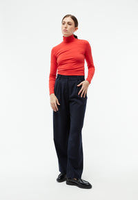 Givn Berlin Longsleeve GBVIDA aus Bio-Baumwolle mit Turtleneck Longsleeve Tomato Red