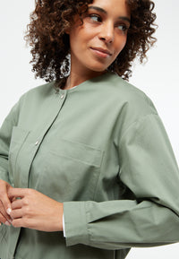 Givn Berlin Leichte Jacke GBANJA aus Bio-Baumwolle Jacket Eucalyptus Green