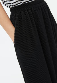Givn Berlin Plisseerock GBLEONIE aus recyceltem Polyester Skirt Black (Pleats)