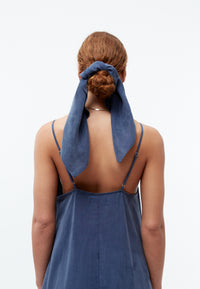 Givn Berlin Schaltuch GBBROOKLYN aus TENCEL™ mit Peach-Effekt Scarf Nightshade Blue