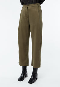 Givn Berlin Stoffhose GBMAIVE aus TENCEL™ mit einseitiger Liegefalte Trousers Khaki
