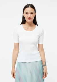 Givn Berlin Top GBANAIS aus Bio-Baumwoll Jersey T-Shirt White (Rib)