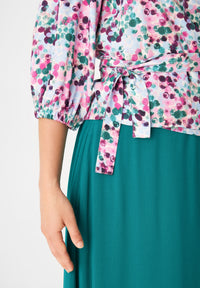 Givn Berlin Wickelbluse GBNATASHA aus LENZING™ ECOVERO™ Blouse Green / Violet (Bubbles)