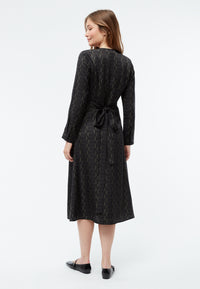 Givn Berlin Wickelkleid GBVIRGINIA aus TENCEL™ mit Peach-Effekt Dress Black / Dark Khaki (Waves)