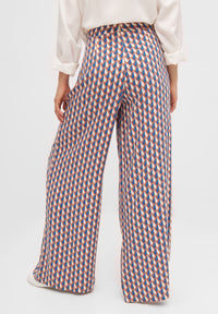 Givn Berlin Marlenehose MARLEEN aus LENZING™ ECOVERO™ Trousers Terracotta / Blue (Geometric)