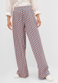 Givn Berlin Marlenehose MARLEEN aus LENZING™ ECOVERO™ Trousers Terracotta / Blue (Geometric)